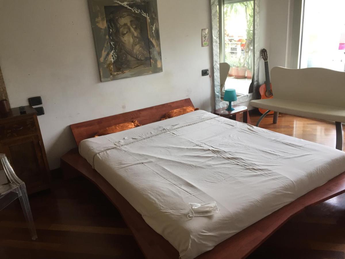 Casa Delle Sorprese Leilighet Pescara Eksteriør bilde