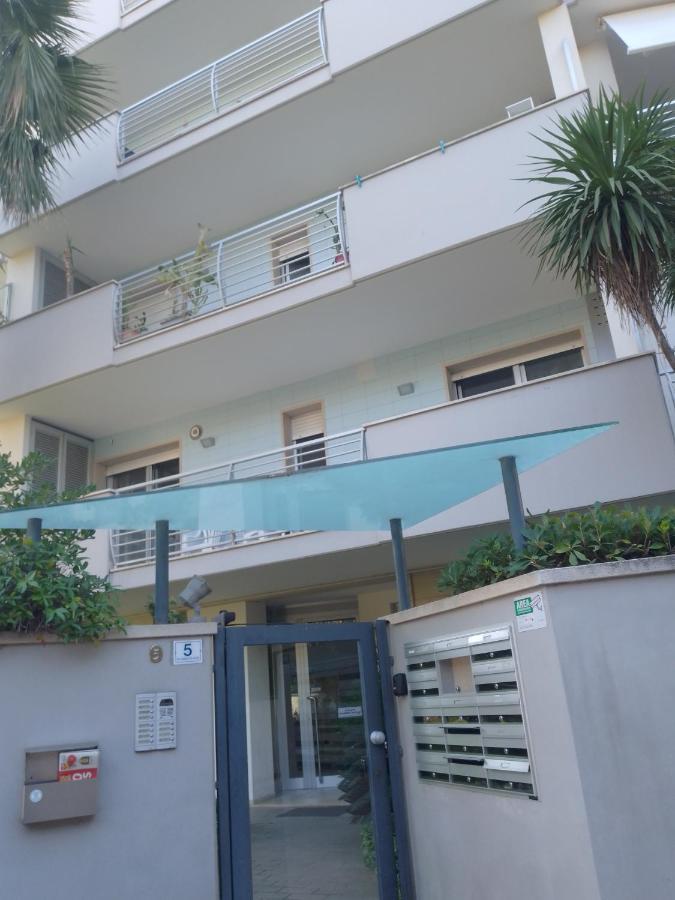 Casa Delle Sorprese Leilighet Pescara Eksteriør bilde